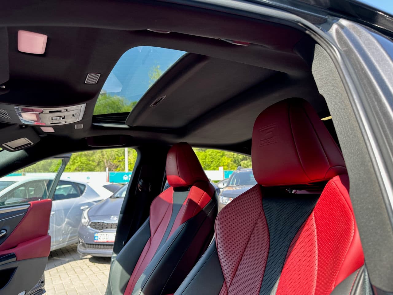 Lexus ES 300h 2022 — Миниатюра 20