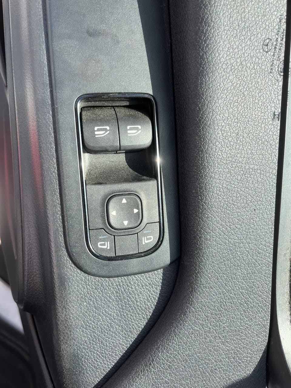 Mercedes Sprinter 2023 — Миниатюра 11