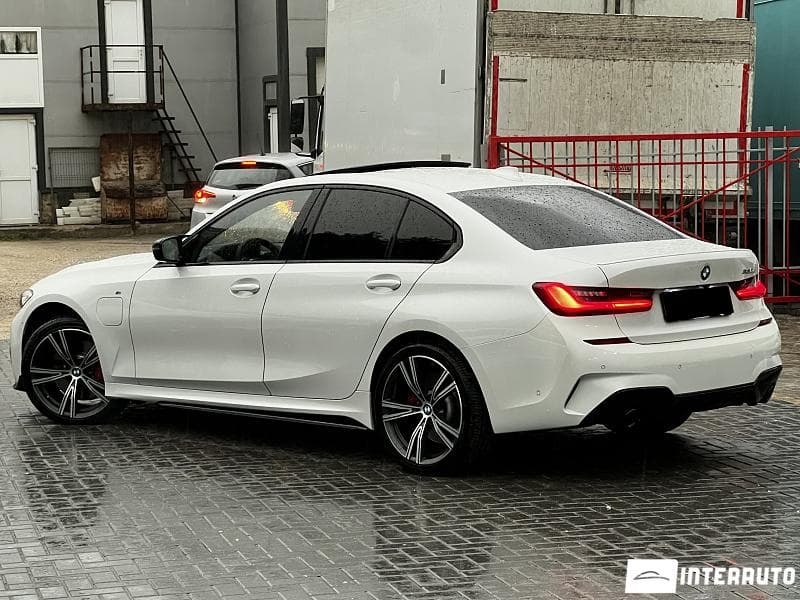 BMW 330E 2020 — Миниатюра 2