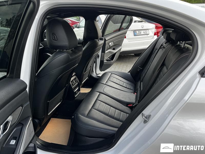 BMW 330E 2020 — Миниатюра 8