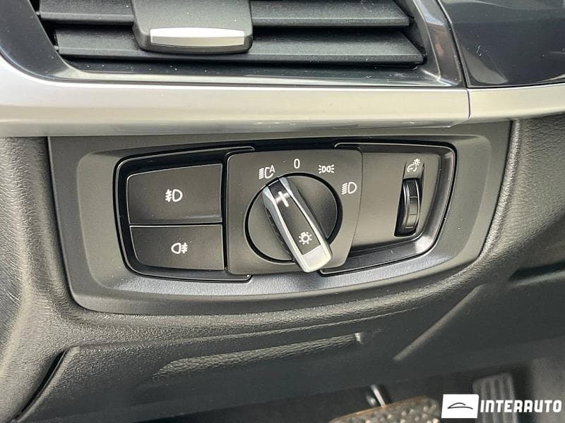 2015 BMW X5 2.5D — Miniatură 17