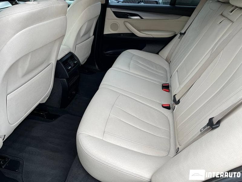 2015 BMW X5 2.5D — Miniatură 18