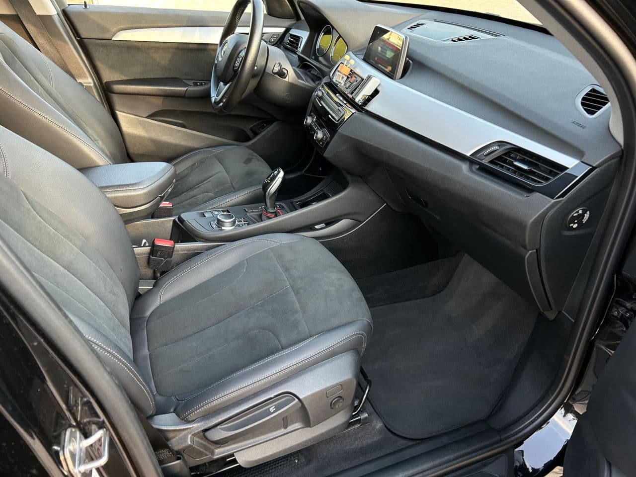BMW X1 1.6D 2018 — Миниатюра 13
