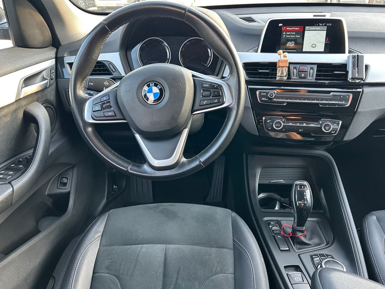 BMW X1 1.6D 2018 — Миниатюра 7