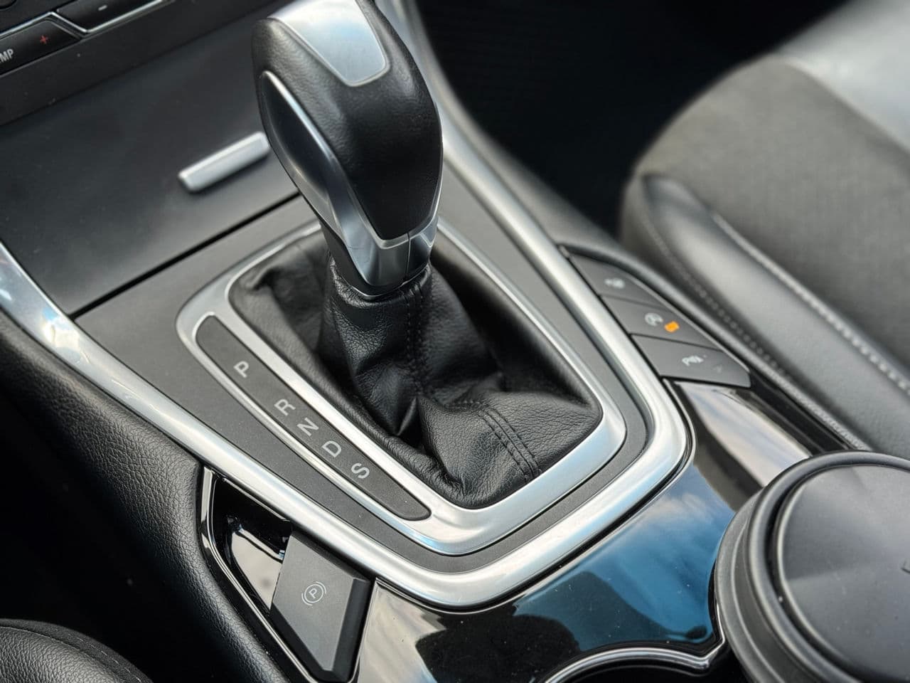 Ford Edge 2017 — Миниатюра 18