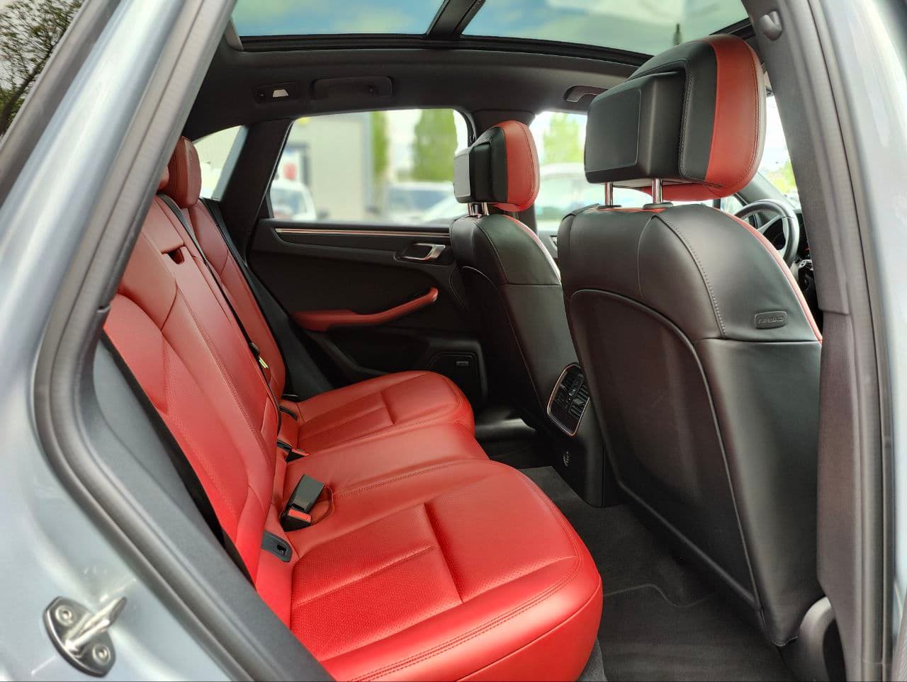 Porsche Macan 2019 — Миниатюра 8