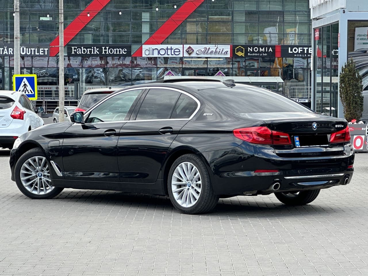BMW 530e 2019 — Миниатюра 4