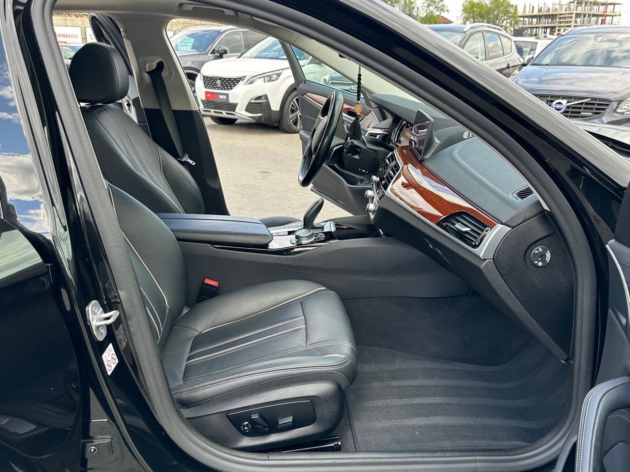 BMW 530e 2019 — Миниатюра 15