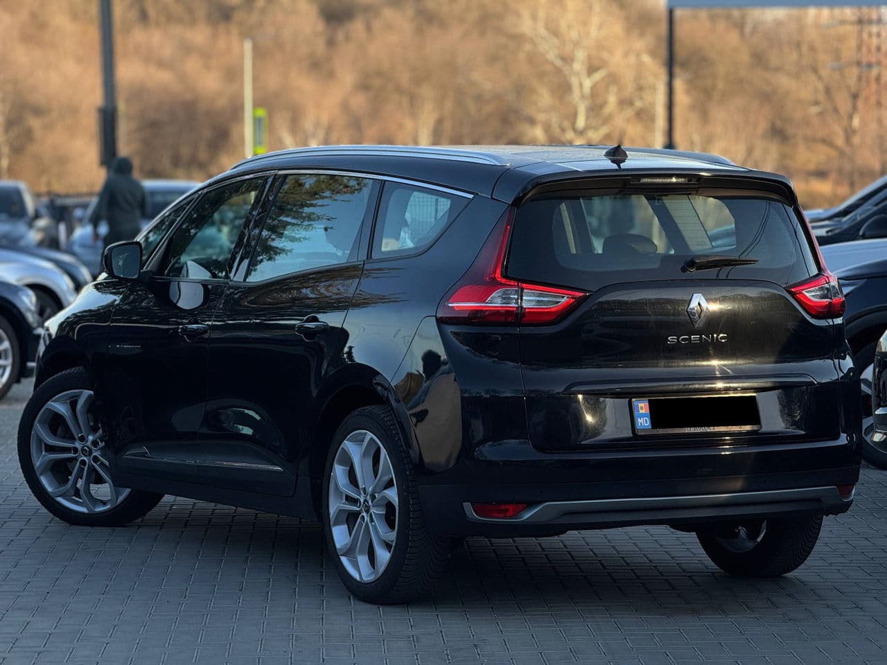 Renault Grand Scenic 2018 — Миниатюра 4