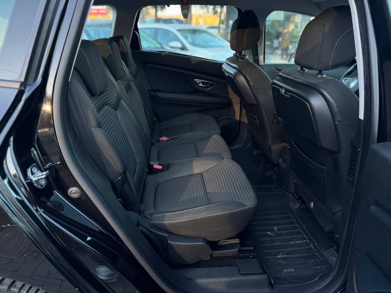Renault Grand Scenic 2018 — Миниатюра 14