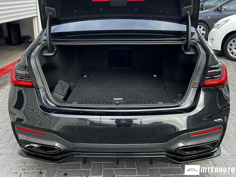 BMW 745e 2019 — Миниатюра 25