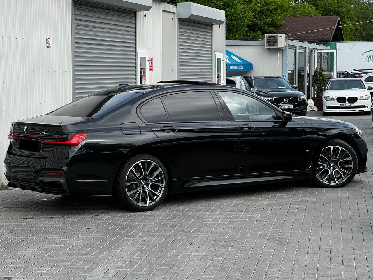 BMW 745e 2019 — Миниатюра 4
