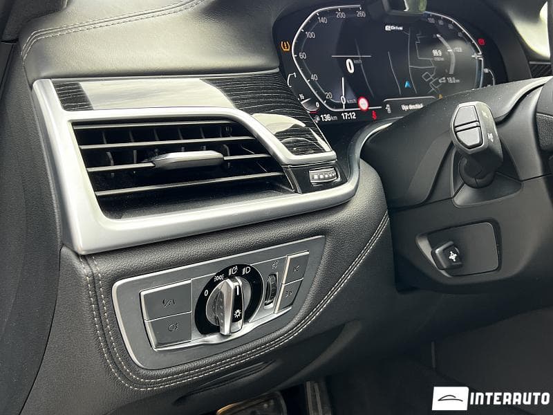 BMW 745e 2019 — Миниатюра 12