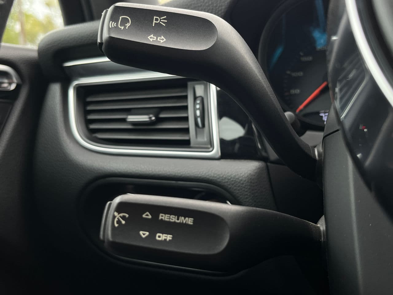 Porsche Macan 2018 — Миниатюра 11