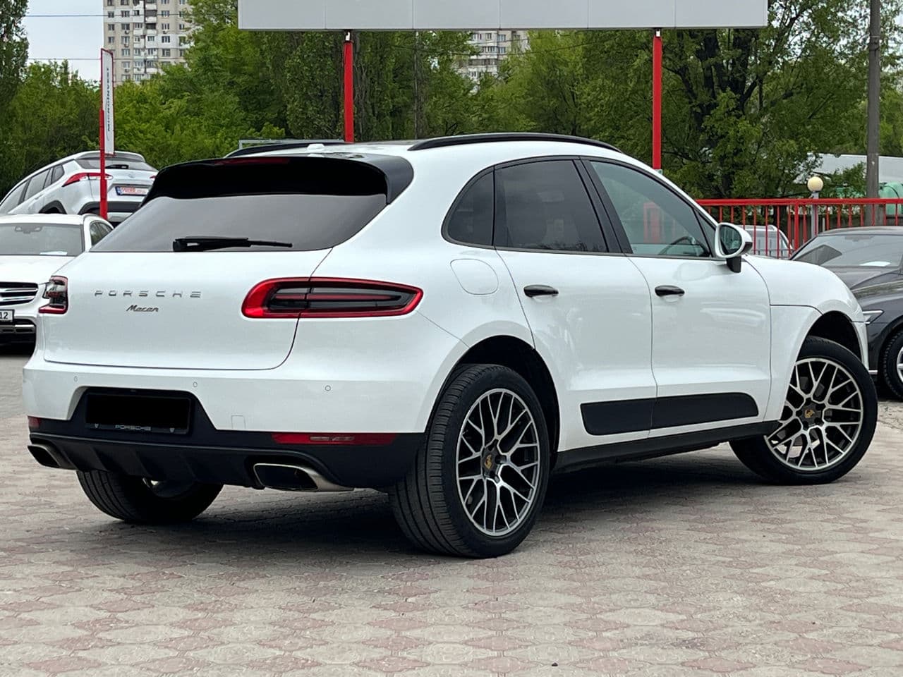 Porsche Macan 2018 — Миниатюра 2