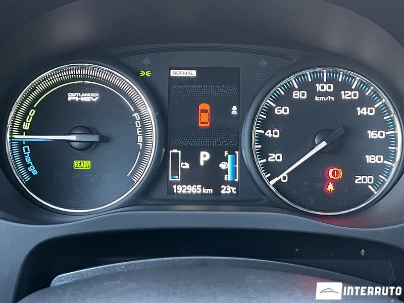 2015 Mitsubishi Outlander — Miniatură 9