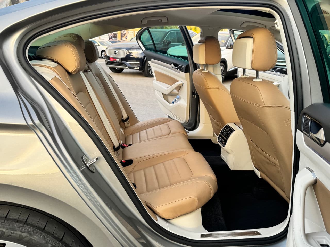 Volkswagen Passat GTE 2015 — Миниатюра 15