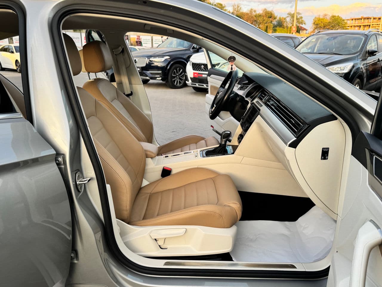 Volkswagen Passat GTE 2015 — Миниатюра 16