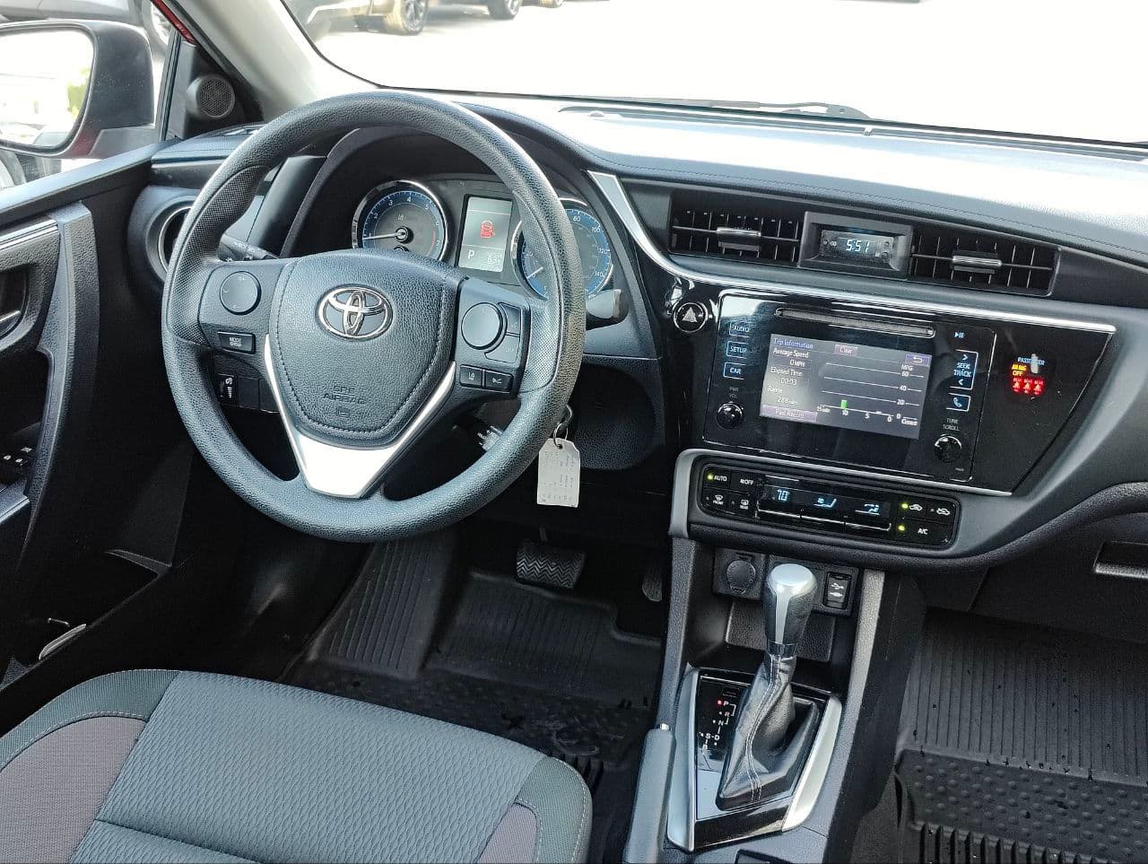 Toyota Corolla 2018 — Миниатюра 10