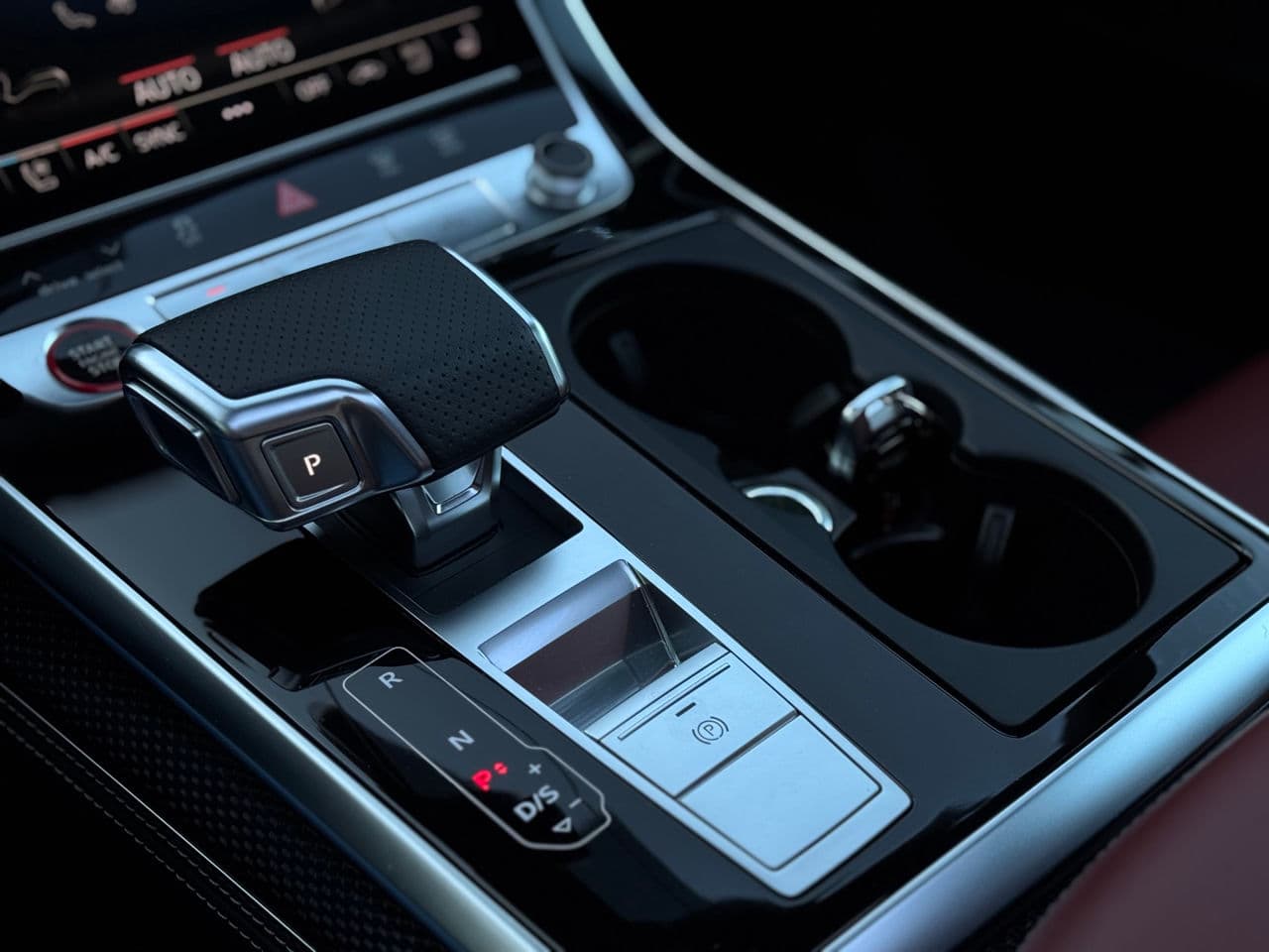Audi SQ8 2023 — Миниатюра 18