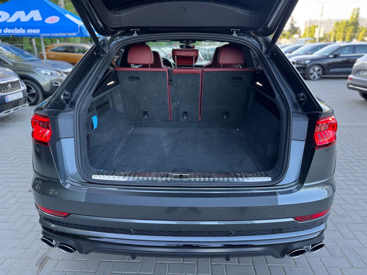 Audi SQ8 2023 — Миниатюра 5