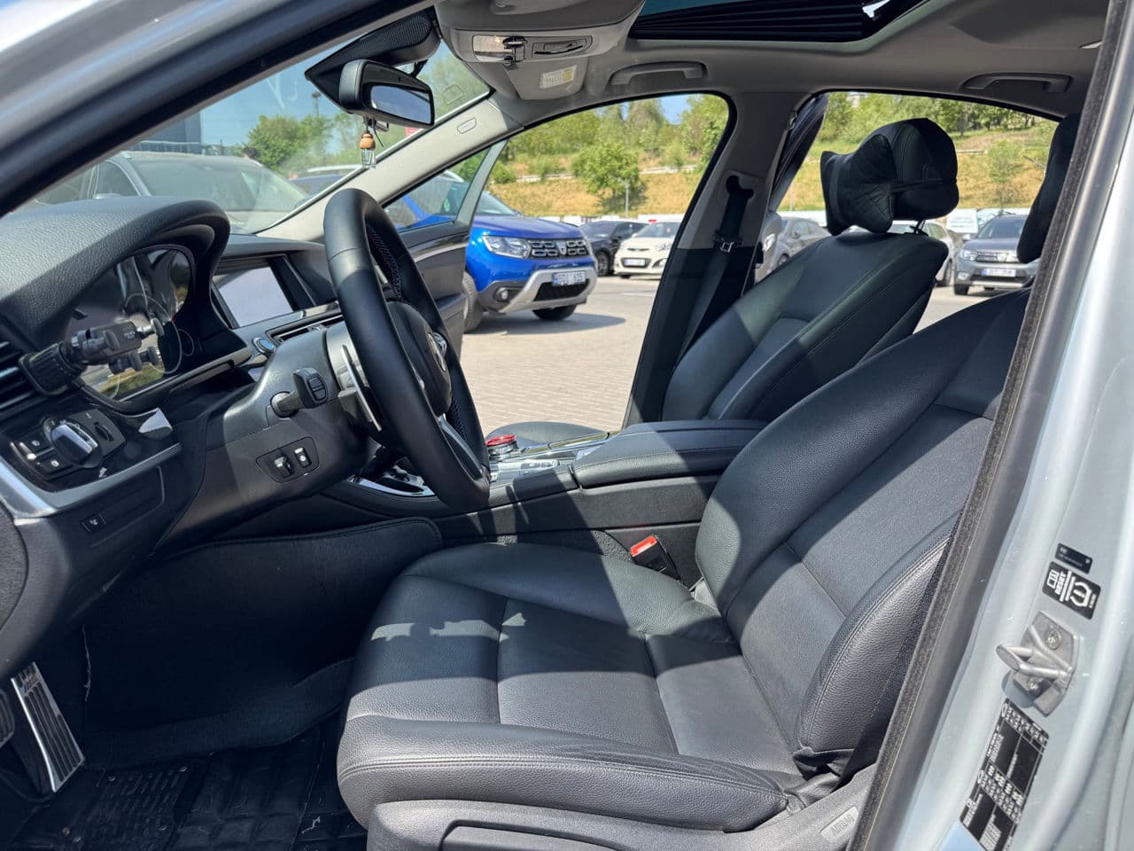 BMW 520 2016 — Миниатюра 5