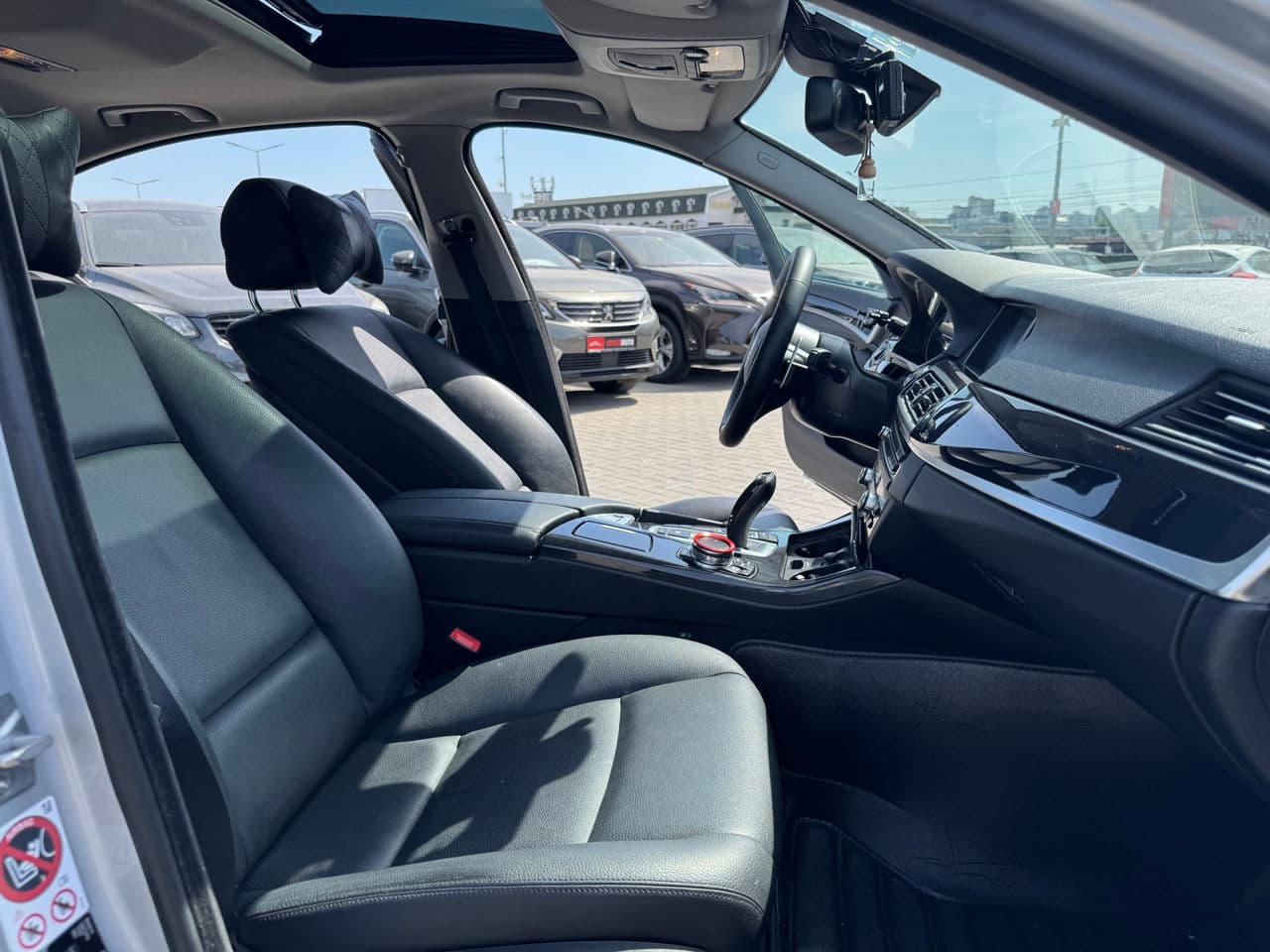BMW 520 2016 — Миниатюра 17