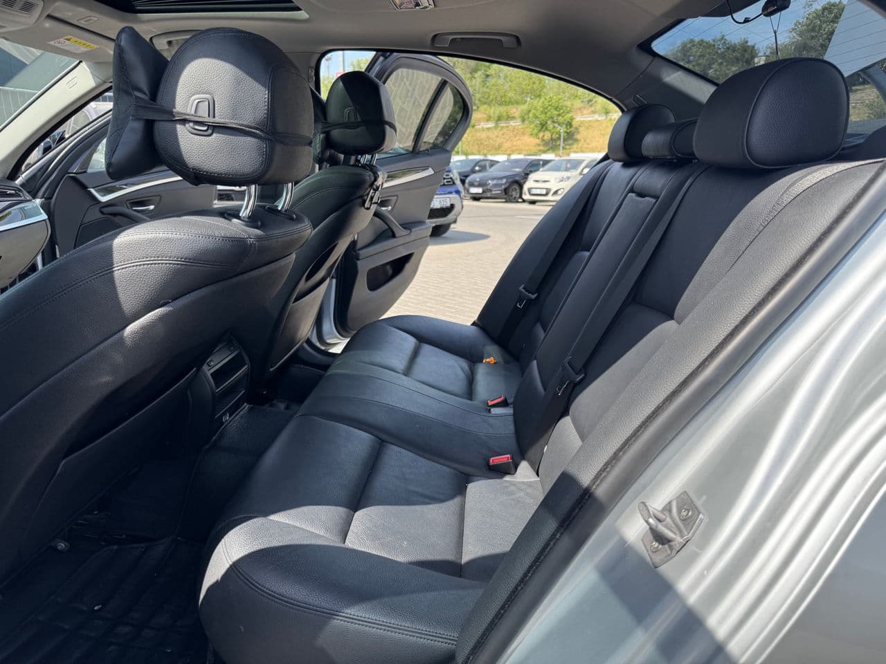 BMW 520 2016 — Миниатюра 14