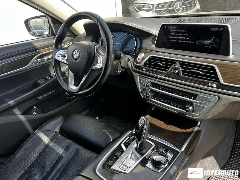 BMW 740e 2017 — Миниатюра 12