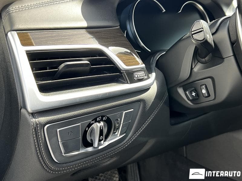 BMW 740e 2017 — Миниатюра 18