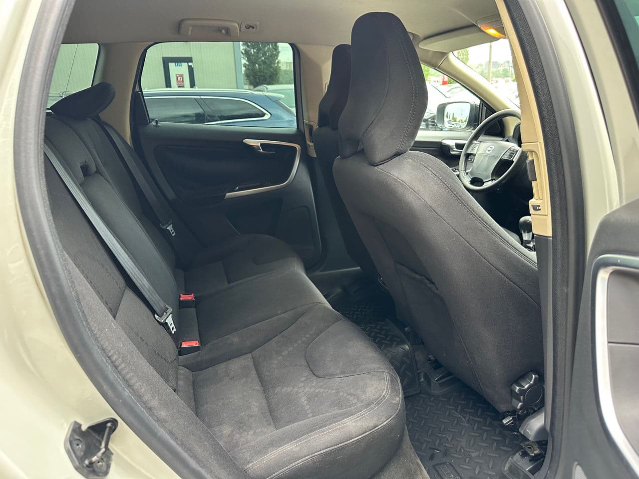 Volvo XC 60 2009 — Миниатюра 15