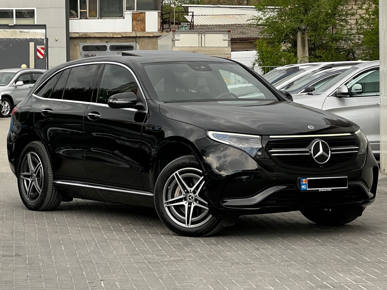 Mercedes EQC 400 2022 — Миниатюра 2