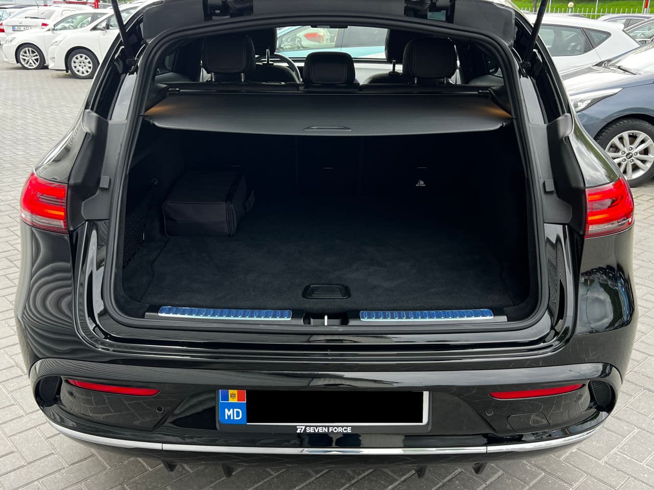 Mercedes EQC 400 2022 — Миниатюра 20