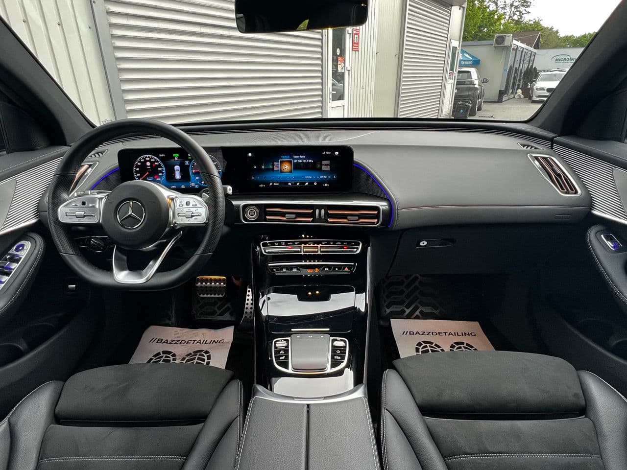 Mercedes EQC 400 2022 — Миниатюра 10