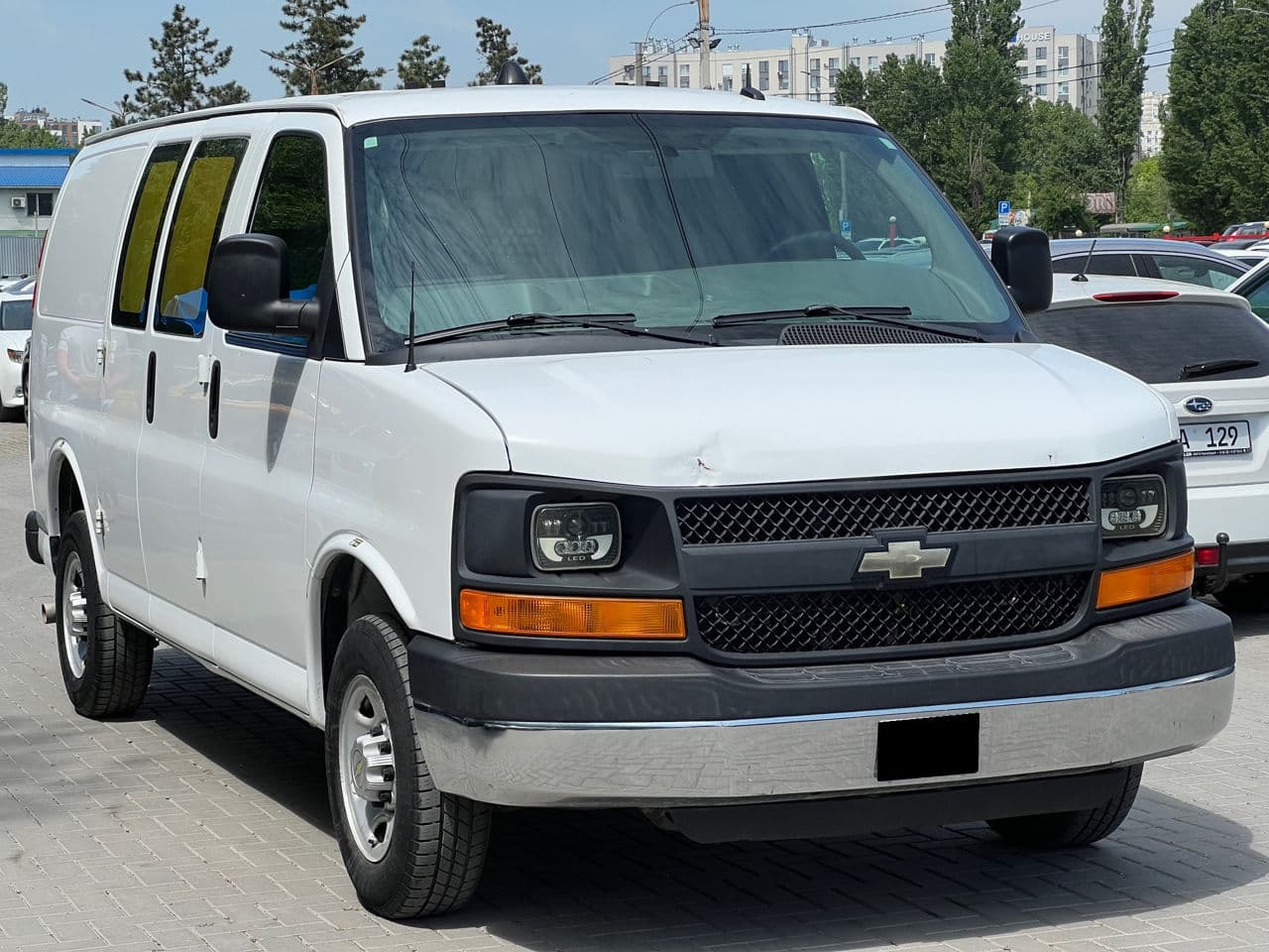Chevrolet Express 2014 — Миниатюра 3