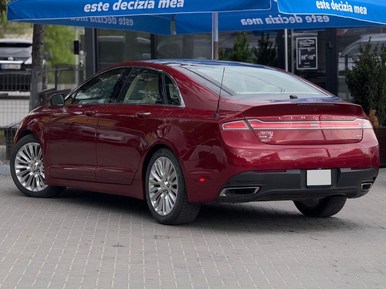 Lincoln MKZ 2013 — Миниатюра 4