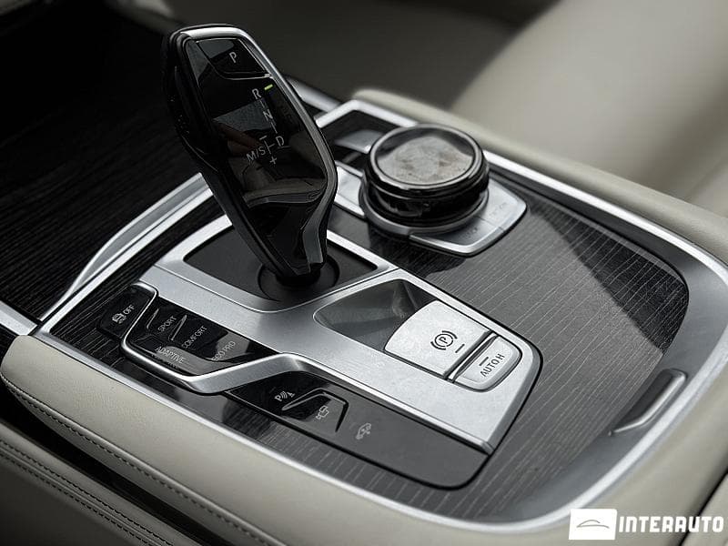 BMW 730 2019 — Миниатюра 18
