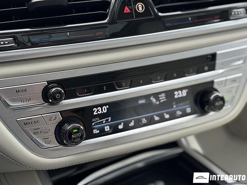 BMW 730 2019 — Миниатюра 17