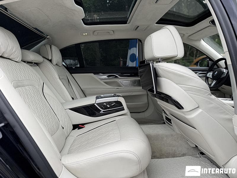BMW 730 2019 — Миниатюра 24