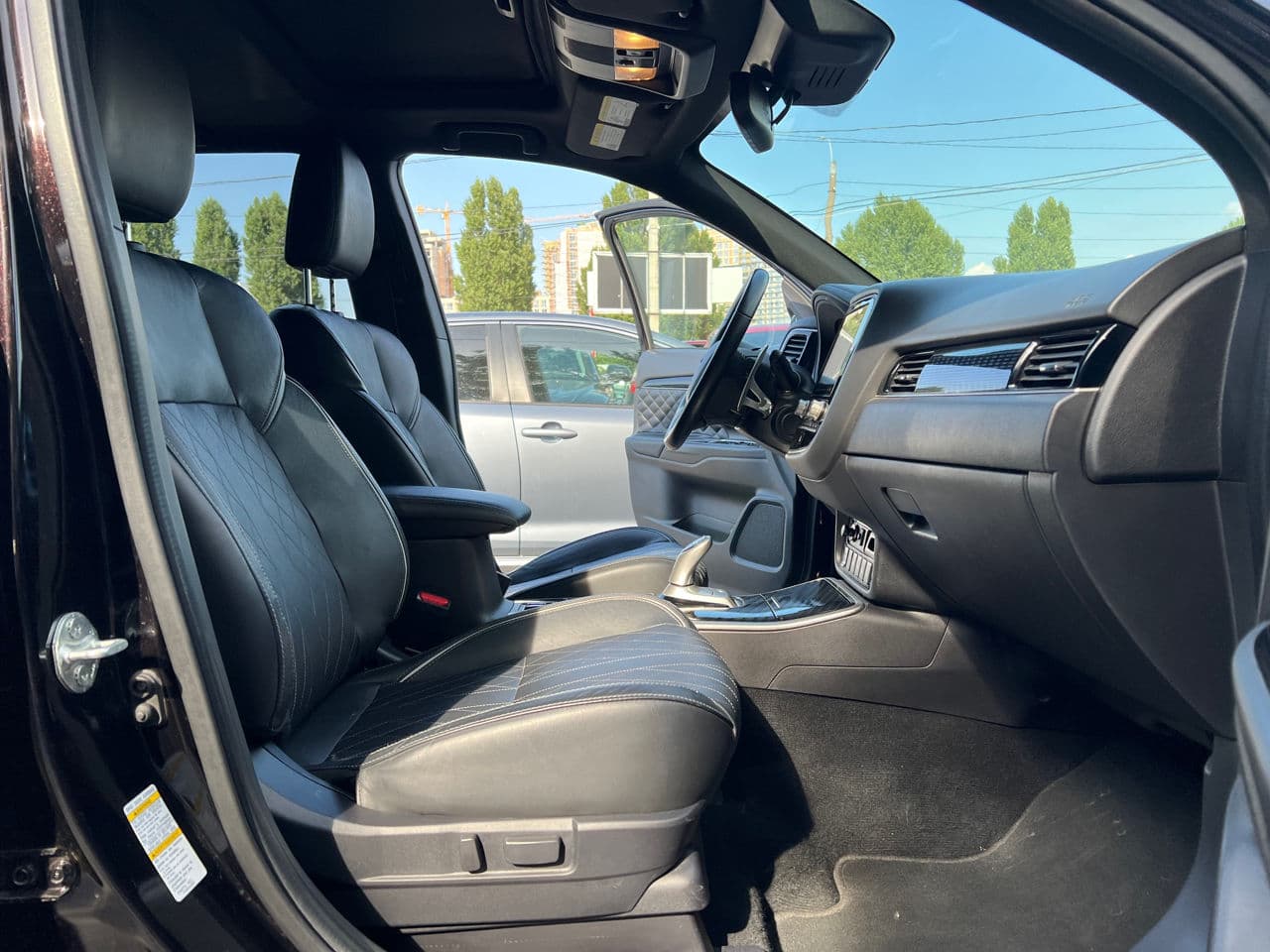 Mitsubishi Outlander 2019 — Миниатюра 18