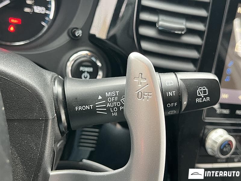 Mitsubishi Outlander 2019 — Миниатюра 12