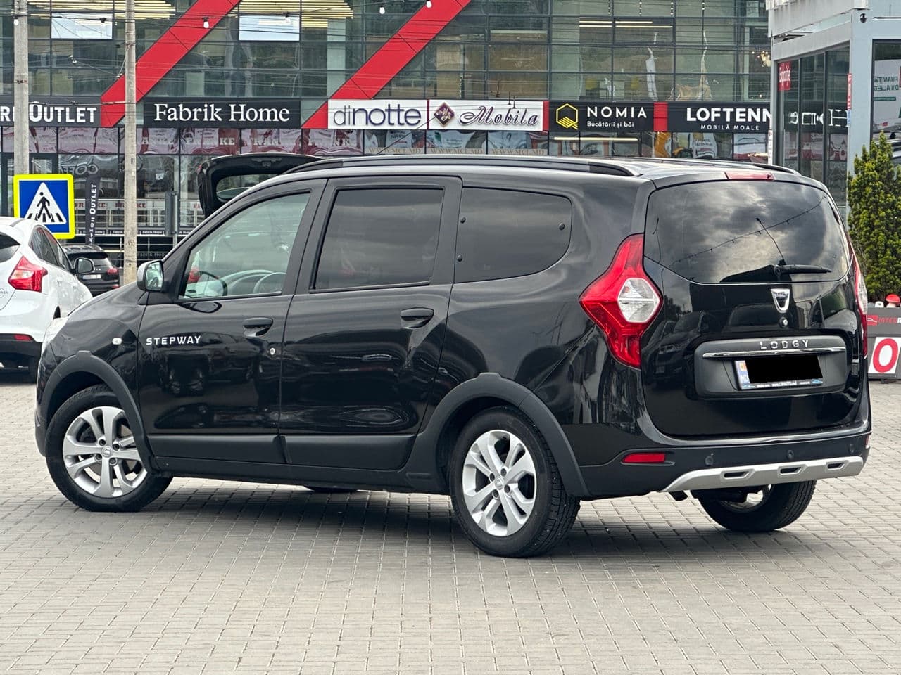 Dacia Lodgy Stepway 2017 — Миниатюра 4