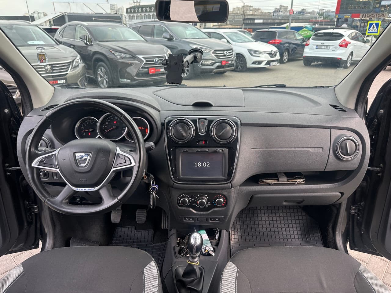 Dacia Lodgy Stepway 2017 — Миниатюра 6