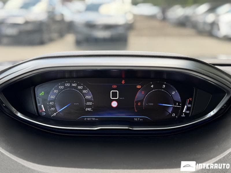 Peugeot 3008 2018 — Миниатюра 14