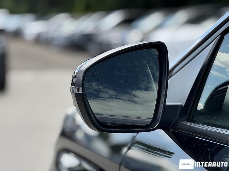 Peugeot 3008 2018 — Миниатюра 8