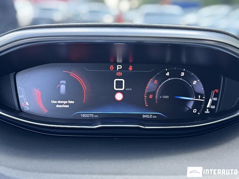 Peugeot 3008 2019 — Миниатюра 10