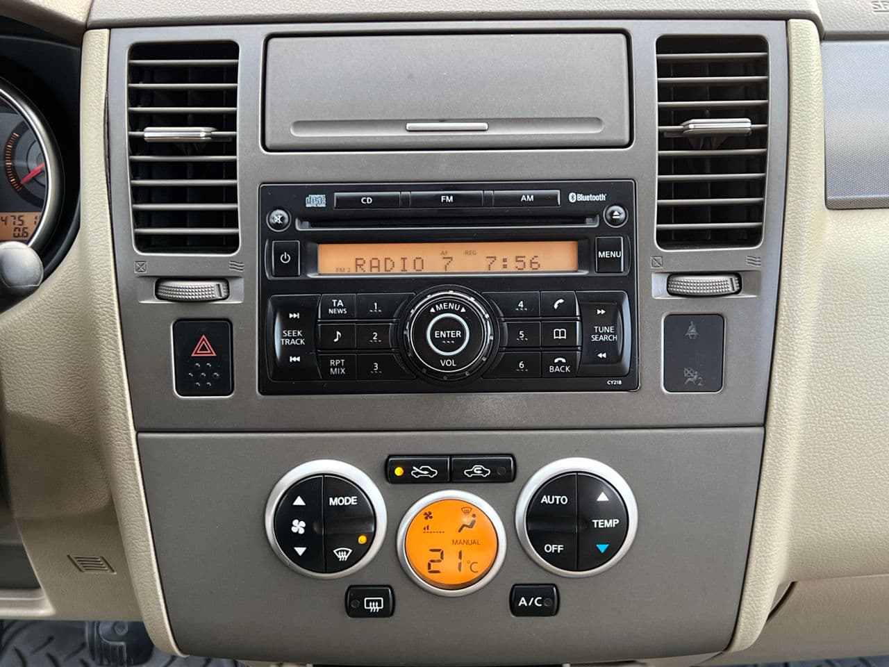 Nissan Tiida 2008 — Миниатюра 9