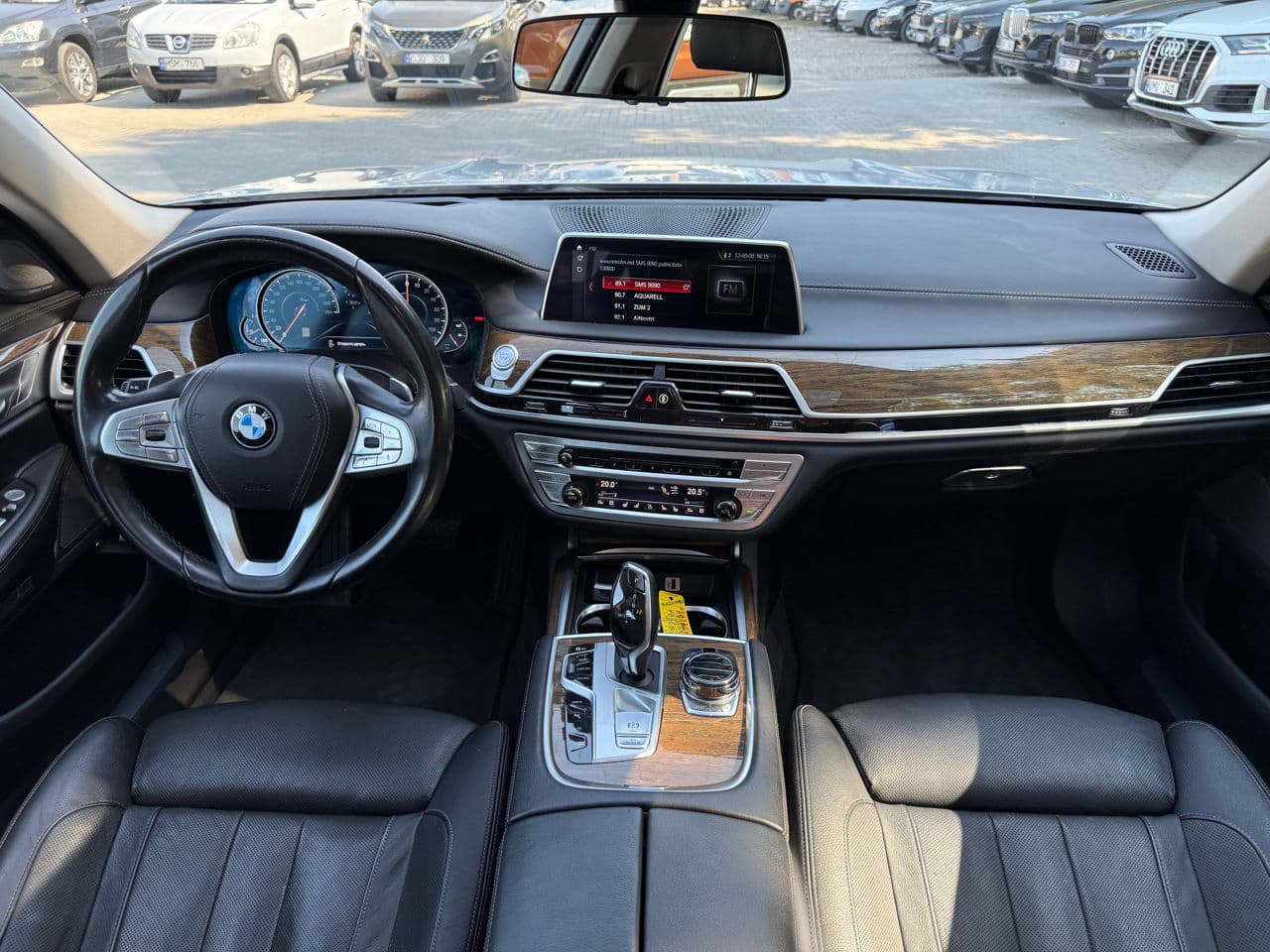 BMW 740e 2017 — Миниатюра 11