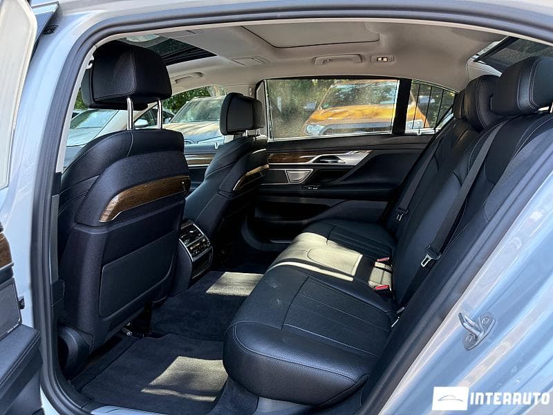 BMW 740e 2017 — Миниатюра 19