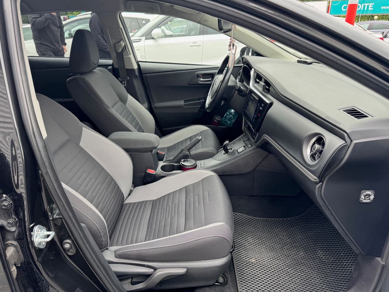 Toyota Auris 2017 — Миниатюра 7
